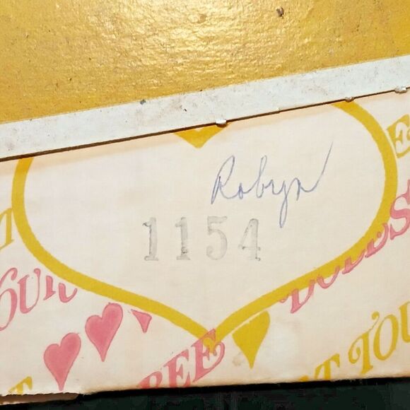 Vintage Effanbee Doll, 1154 Robyn - Picture 8 of 8